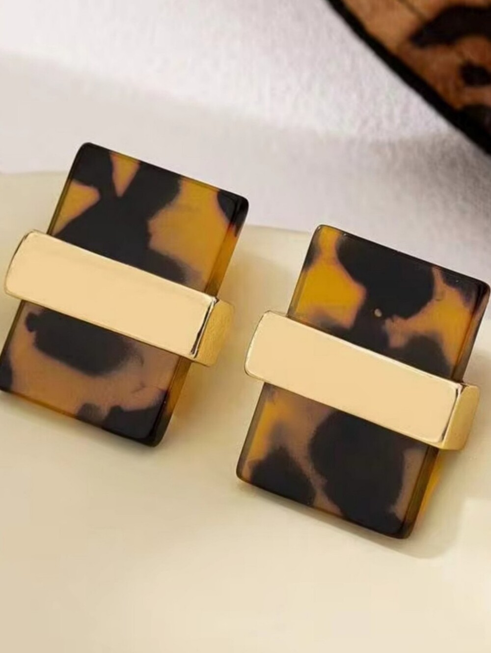 Tortoise Gold Plated Acrylic Minimalist And Modern Earrings 9.4" x .83" NWOT